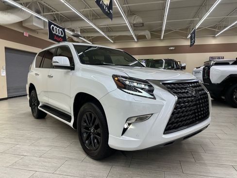 Used 2022 Lexus GX 460 Premium w/ Premium Package image 5