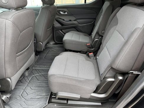 Certified 2024 Chevrolet Traverse LT image 12