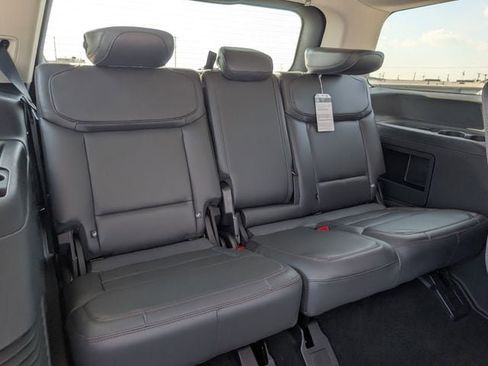 New 2025 Ford Expedition Active image 51