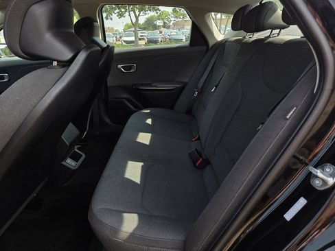 Used 2025 Kia K4 FWD image 20