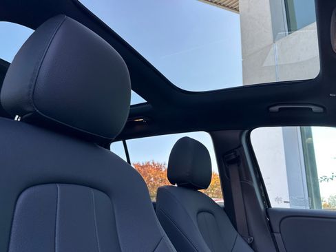 New 2026 Mercedes-Benz GLB 250 4MATIC image 17