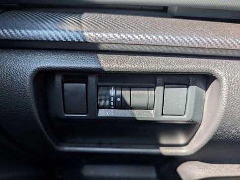 Certified 2025 Subaru Crosstrek 2.5i Limited w/ Popular Package #3A image 31