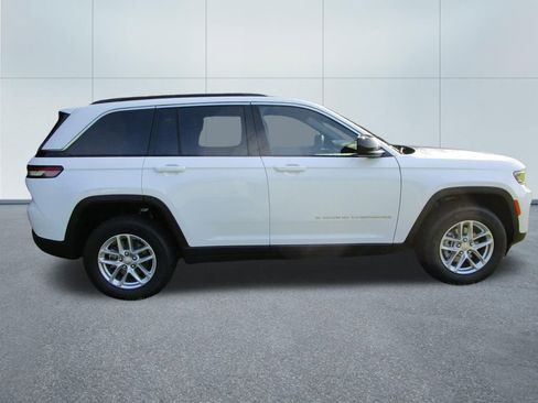 New 2026 Jeep Grand Cherokee Laredo X AWD/4WD image 7