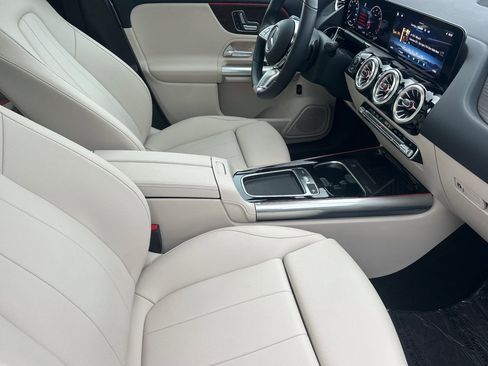 Certified 2025 Mercedes-Benz GLA 250 4MATIC image 16