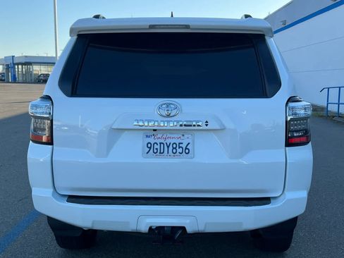 Used 2023 Toyota 4Runner SR5 Premium image 5