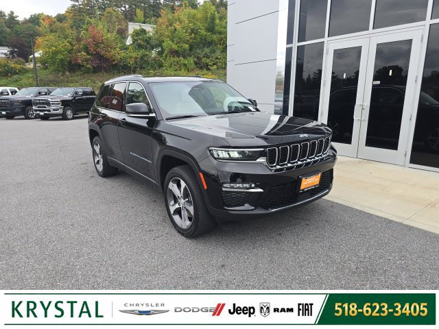 Used 2023 Jeep Grand Cherokee 4WD 4xe image 1