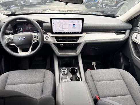 Used 2026 Ford Explorer Active image 12
