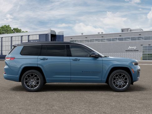 New 2026 Jeep Grand Cherokee L Summit w/ Obsidian Package AWD/4WD image 21