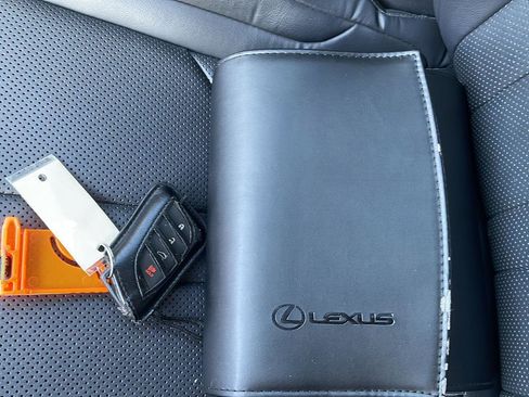 Used 2022 Lexus ES 350 F Sport w/ Accessory Package image 29