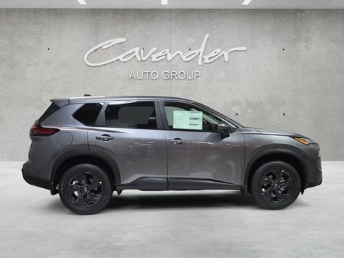 New 2026 Nissan Rogue SV FWD image 17