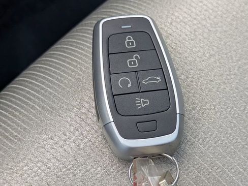 Used 2019 Honda Accord LX image 26