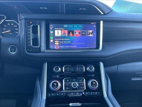 Used 2021 GMC Yukon XL Denali image 15