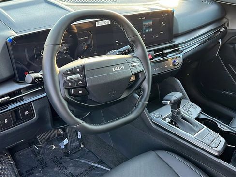 New 2026 Kia Sportage SX image 9