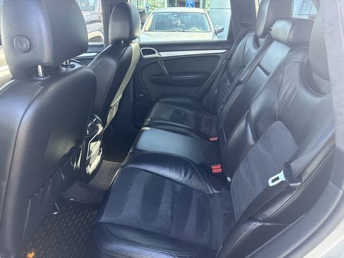 Used 2008 Porsche Cayenne GTS image 12