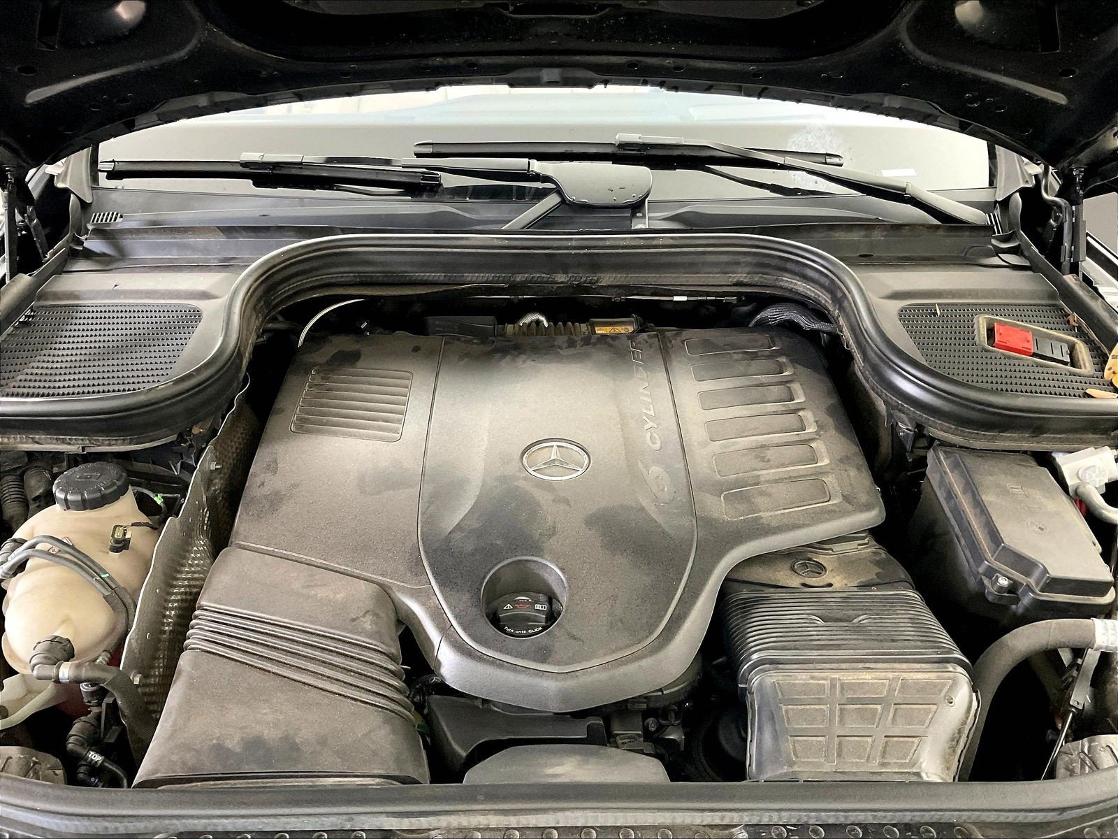 Certified 2024 Mercedes-Benz GLE 450 4MATIC image 30