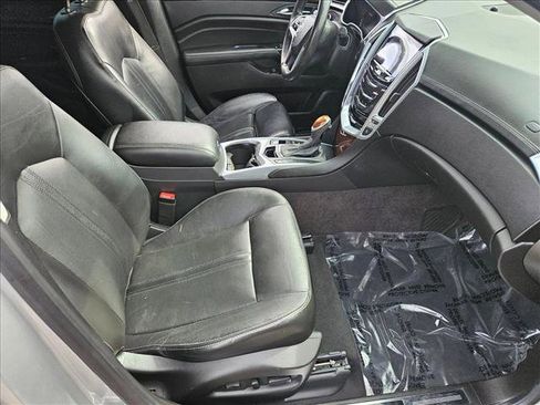 Used 2016 Cadillac SRX Luxury w/ Driver Awareness Package image 20