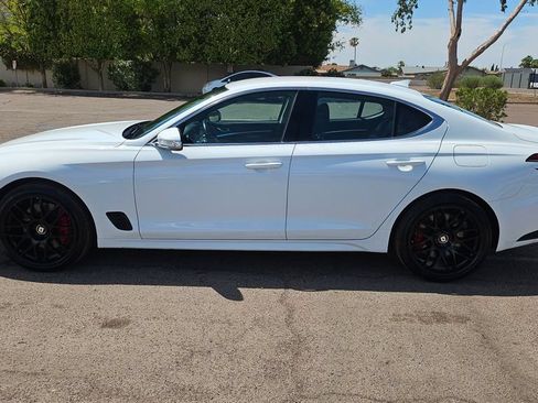 Used 2025 Genesis G70 2.5T RWD image 7