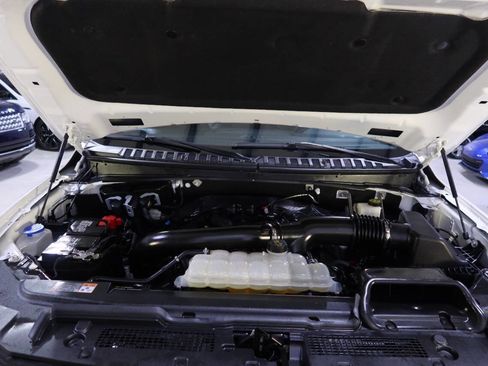 Used 2024 Ford Expedition Max Limited image 9