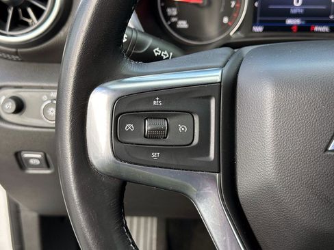 Used 2020 Chevrolet Blazer LT image 32