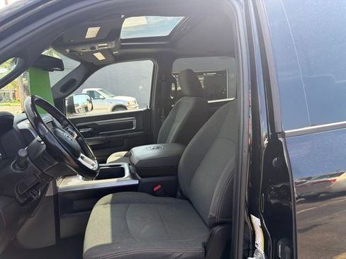Used 2023 RAM 1500 Warlock AWD/4WD image 27
