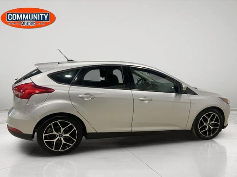 Used 2018 Ford Focus SEL image 8