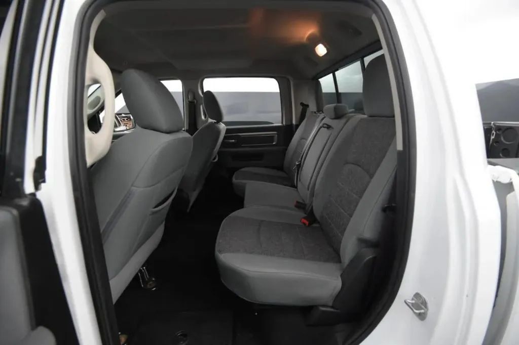 Used 2018 RAM 1500 Big Horn AWD/4WD image 43