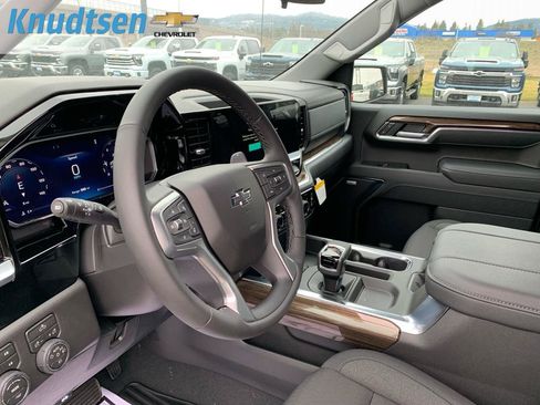 Used 2026 Chevrolet Silverado 1500 RST AWD/4WD image 20