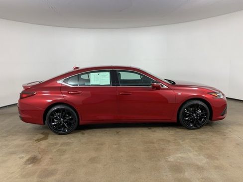 Used 2025 Lexus ES 300h F Sport w/ Accessory Package (Z2) image 7