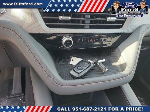 New 2026 Ford Explorer Active w/ Active Comfort Package image 10