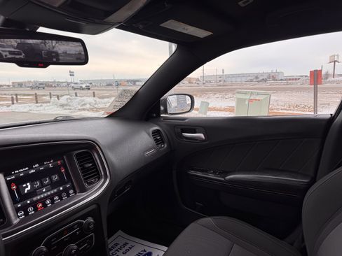 Used 2018 Dodge Charger R/T w/ Driver Confidence Group image 11