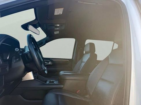 Used 2023 Chevrolet Suburban LT image 11