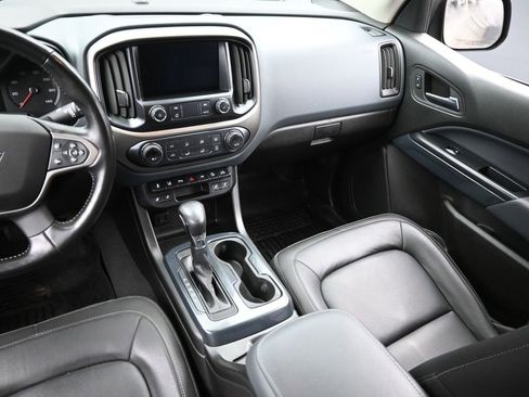 Used 2022 Chevrolet Colorado Z71 w/ Safety Package image 13