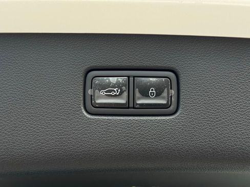 New 2026 Genesis GV80 2.5T Advanced image 17