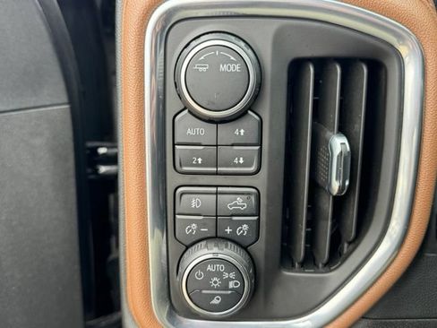 Used 2022 Chevrolet Silverado 2500 High Country w/ LPO, Dark Essentials Package AWD/4WD image 21