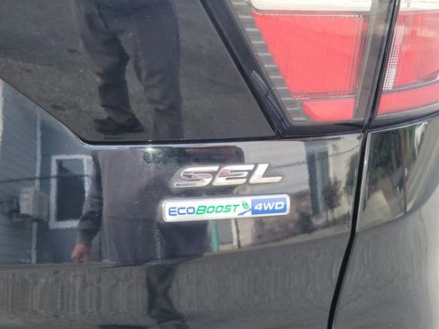 Used 2018 Ford Escape SEL w/ Ford Safe & Smart Package image 5