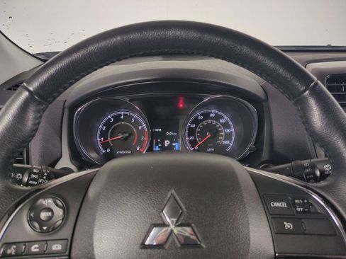 Used 2024 Mitsubishi Outlander Sport AWD image 33