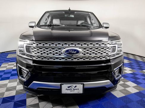 Used 2019 Ford Expedition Platinum RWD image 3