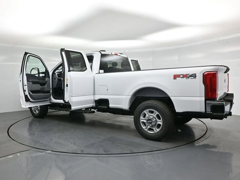 New 2026 Ford F350 XLT w/ FX4 Off-Road Package image 29