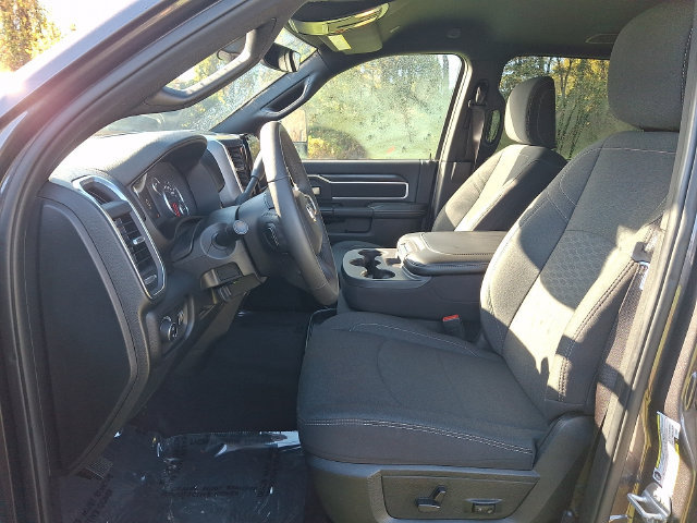Used 2025 RAM 2500 Big Horn AWD/4WD image 2