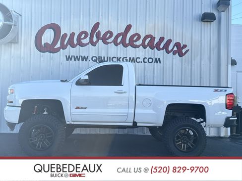 Used 2017 Chevrolet Silverado 1500 LT w/ LT Convenience Package image 1