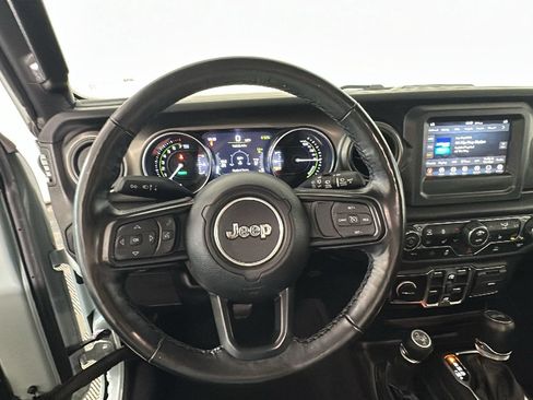 Used 2023 Jeep Wrangler Unlimited w/ Cold Weather Group AWD/4WD image 17