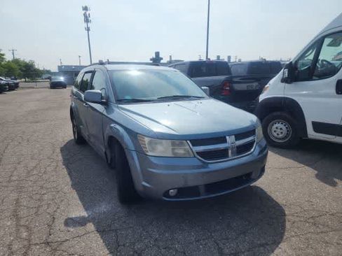 Used 2010 Dodge Journey SXT w/ Flexible Seating Group FWD image 21