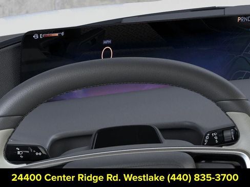 New 2026 Lincoln Navigator Reserve AWD/4WD image 13