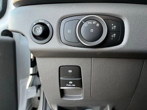 Used 2024 Ford Transit 350 XLT image 27