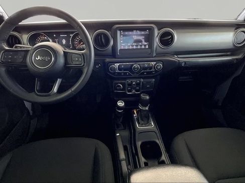 Used 2023 Jeep Gladiator Sport AWD/4WD image 7