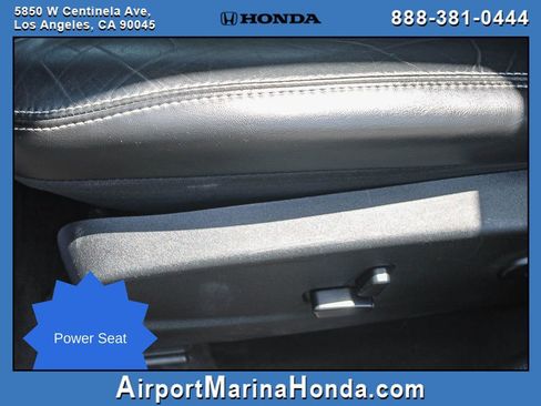 Used 2018 Chrysler 300 S RWD image 13