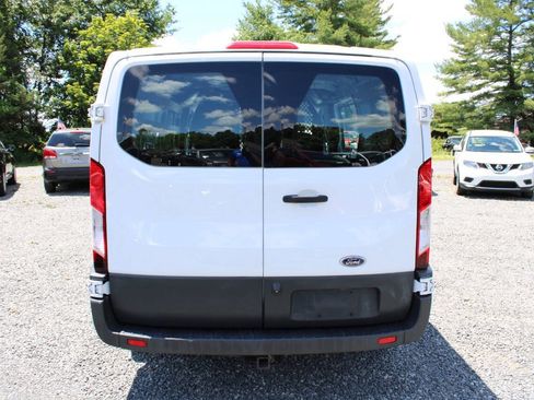 Used 2017 Ford Transit 250 130 Low Roof w/ Exterior Upgrade Package RWD image 8