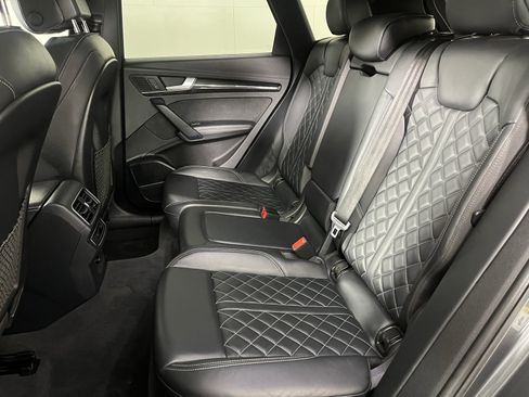 Used 2018 Audi SQ5 Premium Plus w/ S Sport Package image 18