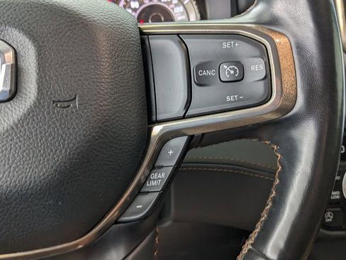 Used 2022 RAM 1500 Limited w/ Body Color Bumper Group image 31