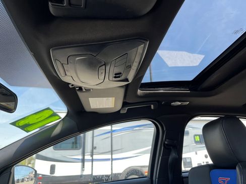 Used 2014 Ford Focus ST w/ Equipment Group 201A FWD image 25